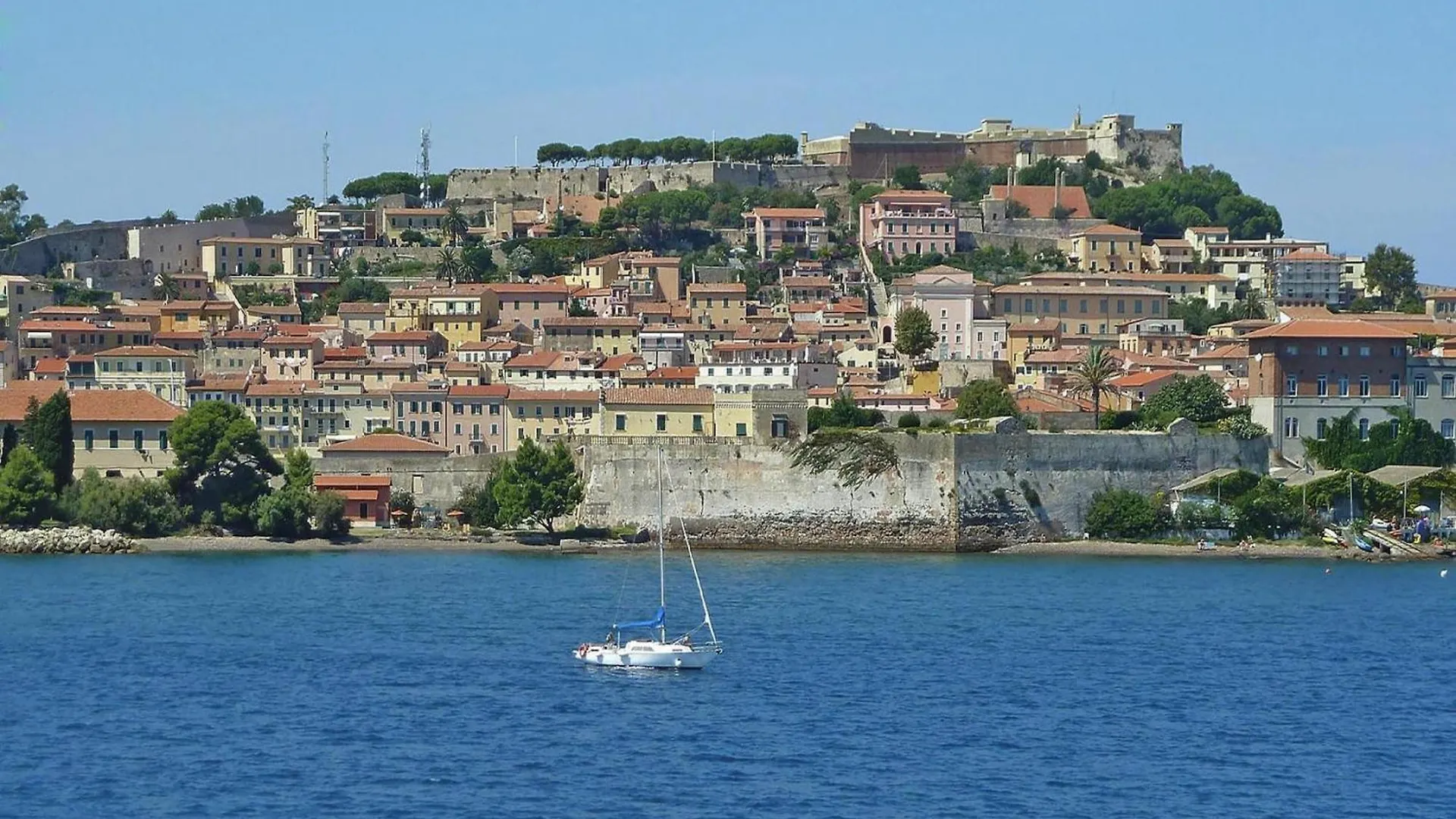 Apartments Villa Franca In Capoliveri Italy
