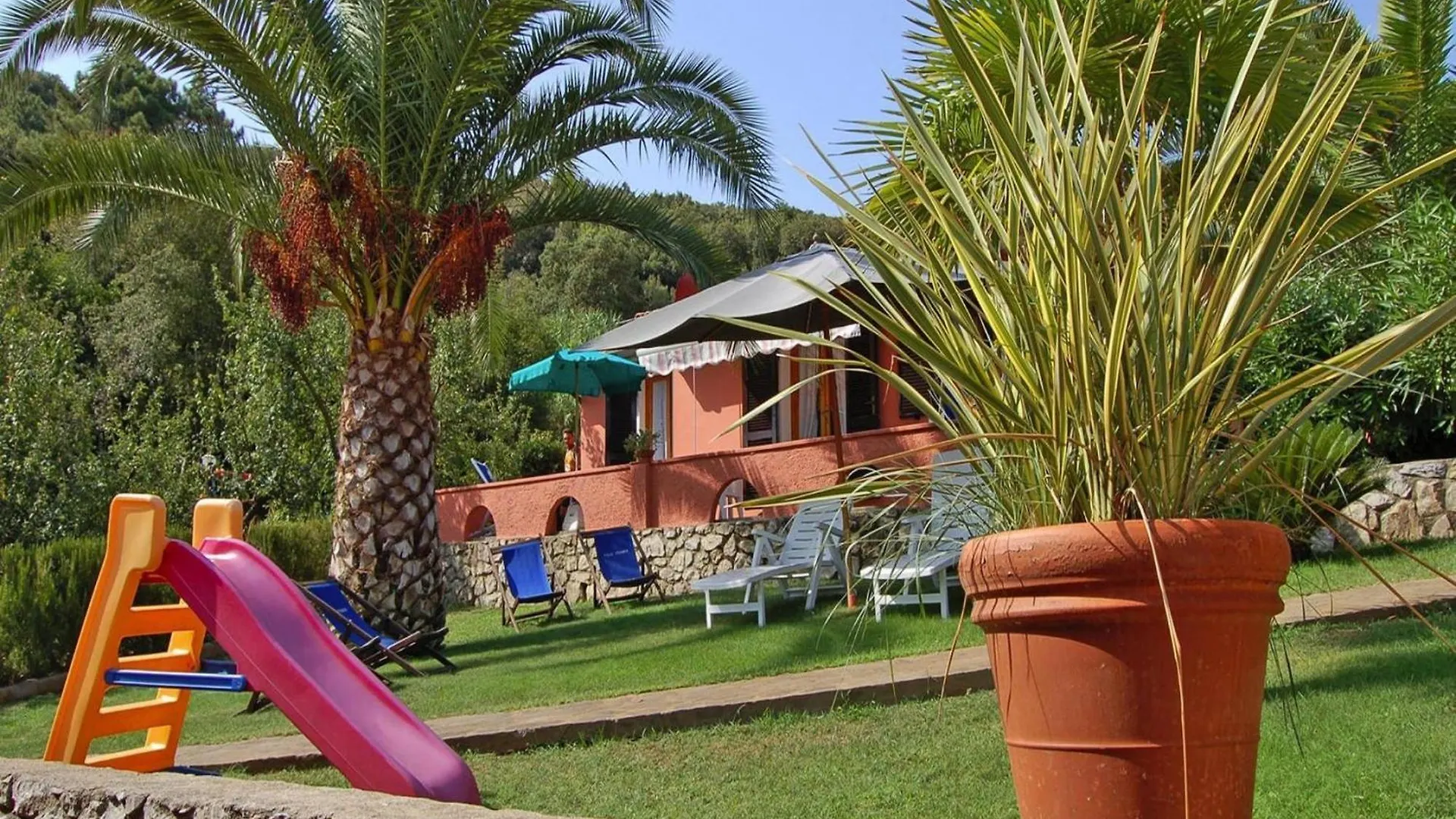 Apartments Villa Franca In Capoliveri  Каполивери